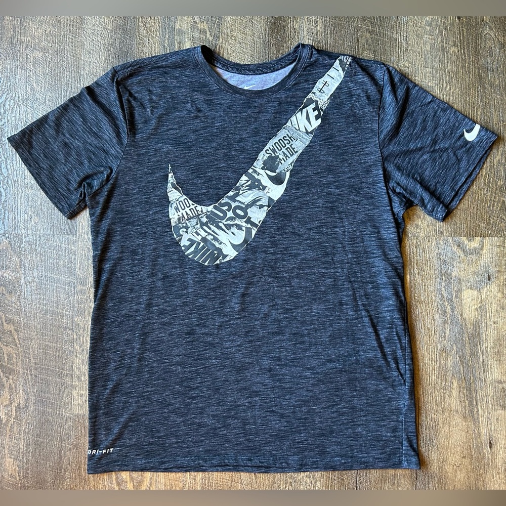 Men’s Nike Dri-Fit Big Swoosh T-Shirt Size Large